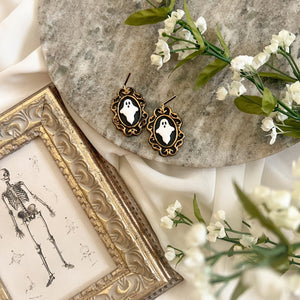 Framed Ghosties