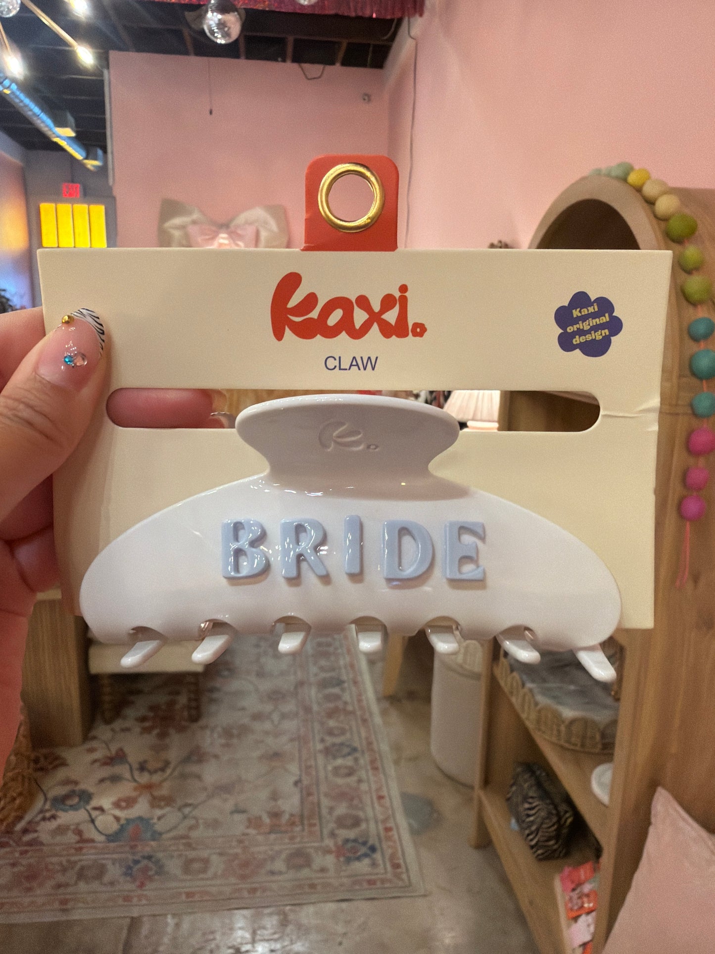 Bride Clip