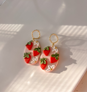 Berry Dangles 🍓